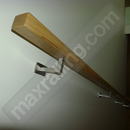 Стъклен парапет